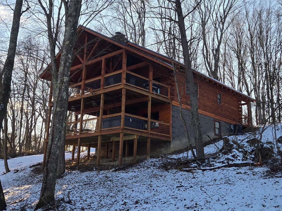 WILDLIFE ESCAPES CABIN Wildlife Escape cabin at Twilight Ridge Cabins in Hocking Hills Ohio