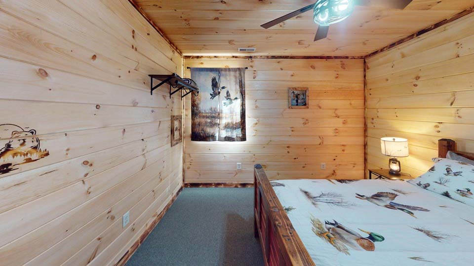 willifeesp-mar26-34 Private hot tub on the deck overlooking the Hocking Hills forest.